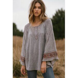 NEW Umgee Bohemian Oversized Relaxed Embroidered Blouse Knit Top size S Resort